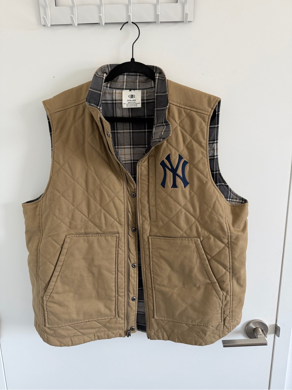 New York Yankees x Darius Rucker MLB beige quilted reversible vest XL